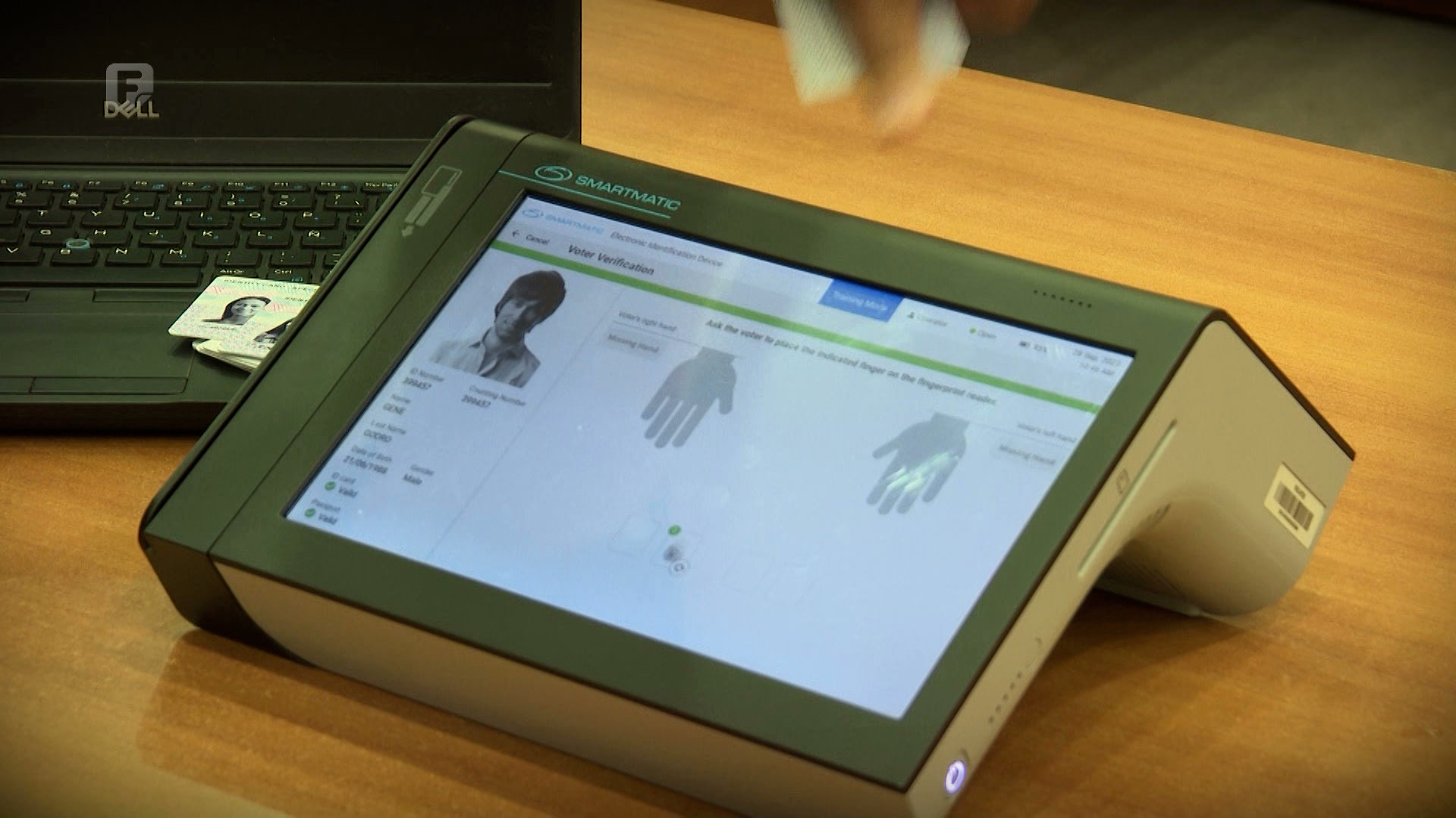 Čekajući Schmidtov „bijeli dim“